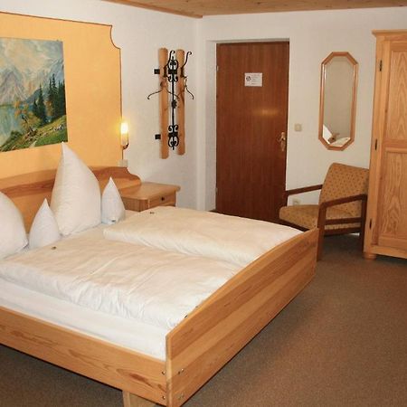 Alpenpension Auengrund Ramsau bei Berchtesgaden Zimmer foto